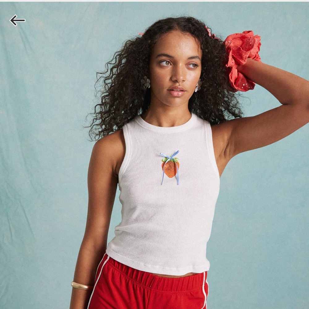 NWOT! Strawberry ribbon tank!